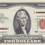 Vì sao thường lì xì tờ 2 USD trong dịp Tết?