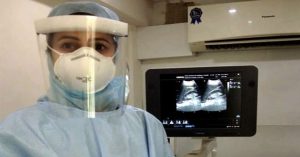 “Lá chắn khí” bảo vệ nhân viên y tế điều trị Covid-19