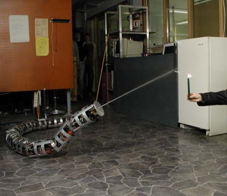 Anna Konda – Robot cứu hỏa