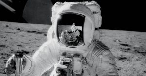Những người hùng thầm lặng trong thảm họa Apollo 13