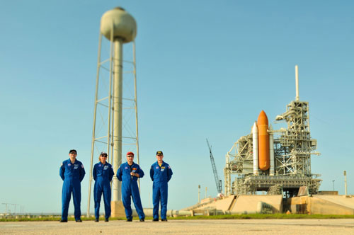Ngày 8/6: NASA phóng tàu con thoi Atlantis