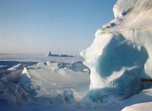 Canada: Núi băng lớn ở Bắc Cực trôi xuống vùng biển phía nam