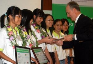 15 sinh viên trở thành “Đại sứ Môi trường Bayer 2009”
