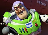 “Phi hành gia” Buzz Lightyear ở trong không gian lâu nhất