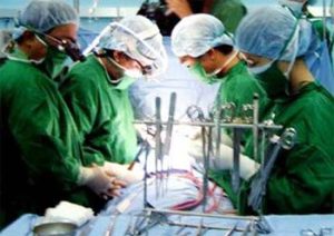 Đà Nẵng: Mổ bắc cầu động mạch vành khi tim ngừng đập
