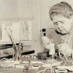 Frances Glessner Lee: Từ người thừa kế giàu có đam mê chơi búp bê đến “mẹ đỡ đầu của ngành khoa học pháp y”