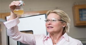 Người phụ nữ thứ 5 giành Giải Nobel Hóa học trong lịch sử