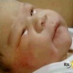 Em bé Mỹ đầu tiên ra đời từ tinh trùng và trứng đông lạnh