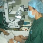 Ghép giác mạc tự động cho bệnh nhân mắt