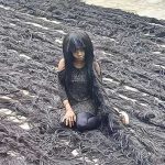 Người phụ nữ Nigeria lập kỷ lục Guiness với bộ tóc giả dài hơn 350m