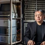 Nhà văn Anh gốc Nhật Kazuo Ishiguro giành Nobel Văn học 2017