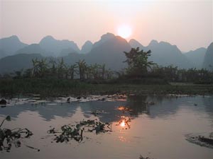 Đưa cảnh báo ô nhiễm môi trường lên phim