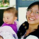 Mẹ hay cười, con ít bị dị ứng