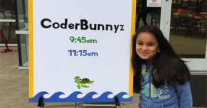 Nữ coder… 10 tuổi này thành công quá, cả Google lẫn Microsoft đều muốn mời về làm việc