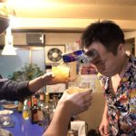 Người đàn ông hút mọi vật bằng da lập kỷ lục Guiness thế giới