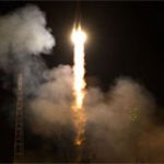 Tàu vũ trụ Soyuz TMA-12M mang phi hành đoàn mới lên ISS