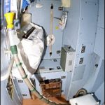 Nhà vệ sinh của trạm vũ trụ quốc tế bị hỏng