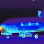 Tàu vũ trụ bí ẩn X-37B đã trở về Trái Đất