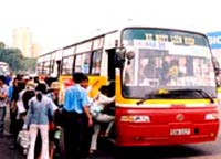 Ngồi chỗ nào trên xe an toàn nhất?