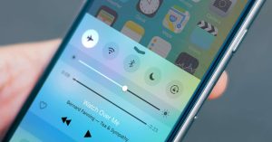 Điều gì xảy ra nếu điện thoại không chuyển “airplane mode” khi bay?