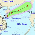 Áp thấp nhiệt đới Kajiki suy yếu trên biển Đông
