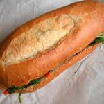 Muốn dễ ngủ nên ăn bánh mì