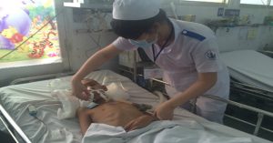 Dấu hiệu phân biệt viêm não với viêm màng não