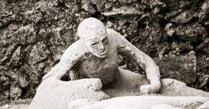 Tìm thấy bộ não thuỷ tinh hoá cực hiếm của nạn nhân thảm họa Pompeii