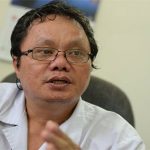 Không có chuyện virus corona lây truyền qua bụi khí