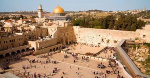 Đàn cáo tại thánh địa Jerusalem gây xôn xao về lời tiên tri