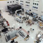 Bí mật trong căn phòng SIÊU SẠCH ở Mỹ: Quá trình diệt trùng khủng khiếp cho cỗ máy 2,4 tỷ USD diễn ra thế nào?
