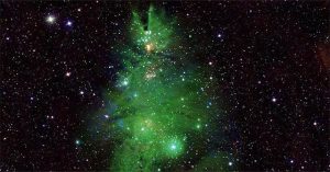 NASA công bố hình ảnh “cây thông Noel” lấp lánh giữa Ngân hà