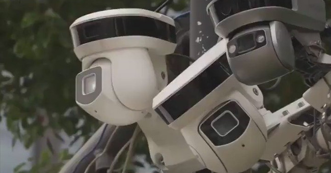 Chỉ 7 phút là hệ thống 170 triệu camera theo dõi của Trung Quốc tìm ra phóng viên BBC