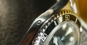 Chấm tròn nhỏ trên đồng hồ Rolex có tác dụng gì?