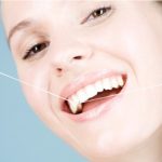Chỉ nha khoa hoàn toàn vô dụng với răng miệng?