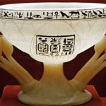 Lời nguyền về chiếc ly trừng phạt kẻ hám của