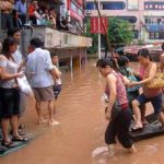 Mưa to kéo dài ở Trung Quốc
