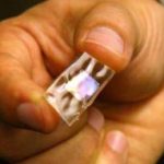 Phát minh loại chip tự tạo ra điện năng