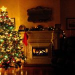 Cây thông Noel cũng nguy hiểm