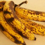 Lợi ích khi ăn chuối quá chín