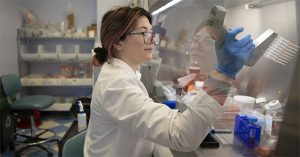 Kháng thể Regeneron ngăn lây nhiễm nCoV đến 50%
