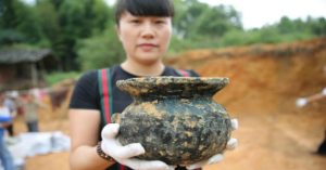 Tìm thấy cổ vật đồng đen thời Xuân Thu Chiến Quốc