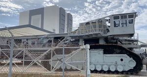 NASA khởi động cỗ xe 2,9 triệu kg chở tên lửa