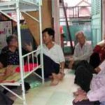 Người già không nên chỉ toàn ăn chay