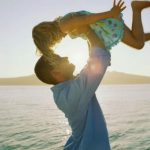 Muốn hạnh phúc hơn, hãy nói chuyện với bố