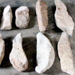 Phát hiện 14 thanh đá giống đàn đá Tuy An