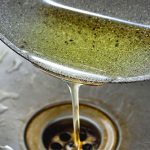 Các quốc gia xử lý sao với dầu ăn thừa?