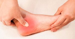 Đau gót chân: Nguyên nhân, triệu chứng và cách điều trị