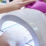 Phát hiện đèn sấy móng tay bằng tia cực tím có thể gây tổn thương và đột biến gene