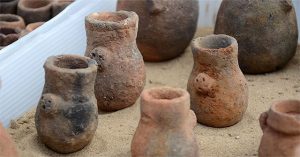 Phát hiện hơn 2.200 mảnh gốm và vật dụng thời kỳ tiền Inca